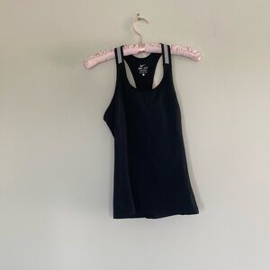 Nike Running Top NWT. Size M